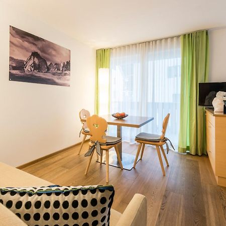 Avita - Suites To Relax Ortisei Eksteriør billede