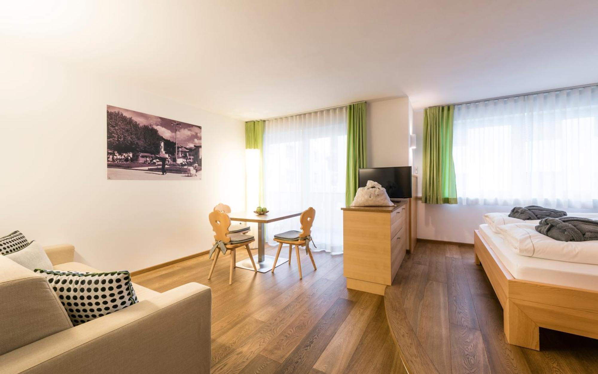 Avita - Suites To Relax Ortisei Eksteriør billede