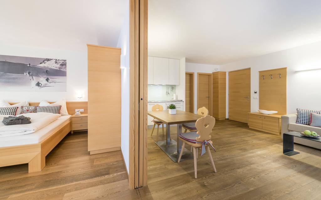Avita - Suites To Relax Ortisei Eksteriør billede